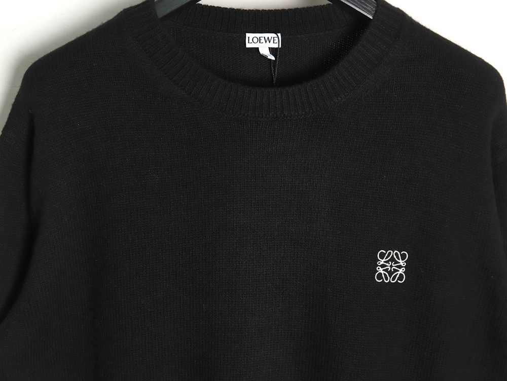 Loewe embroidered logo crew neck sweater TSK1