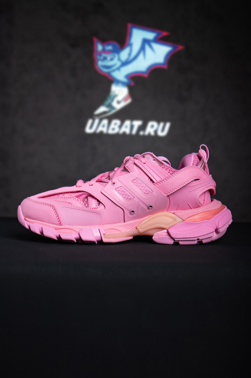 BALENCIAGA TRACK