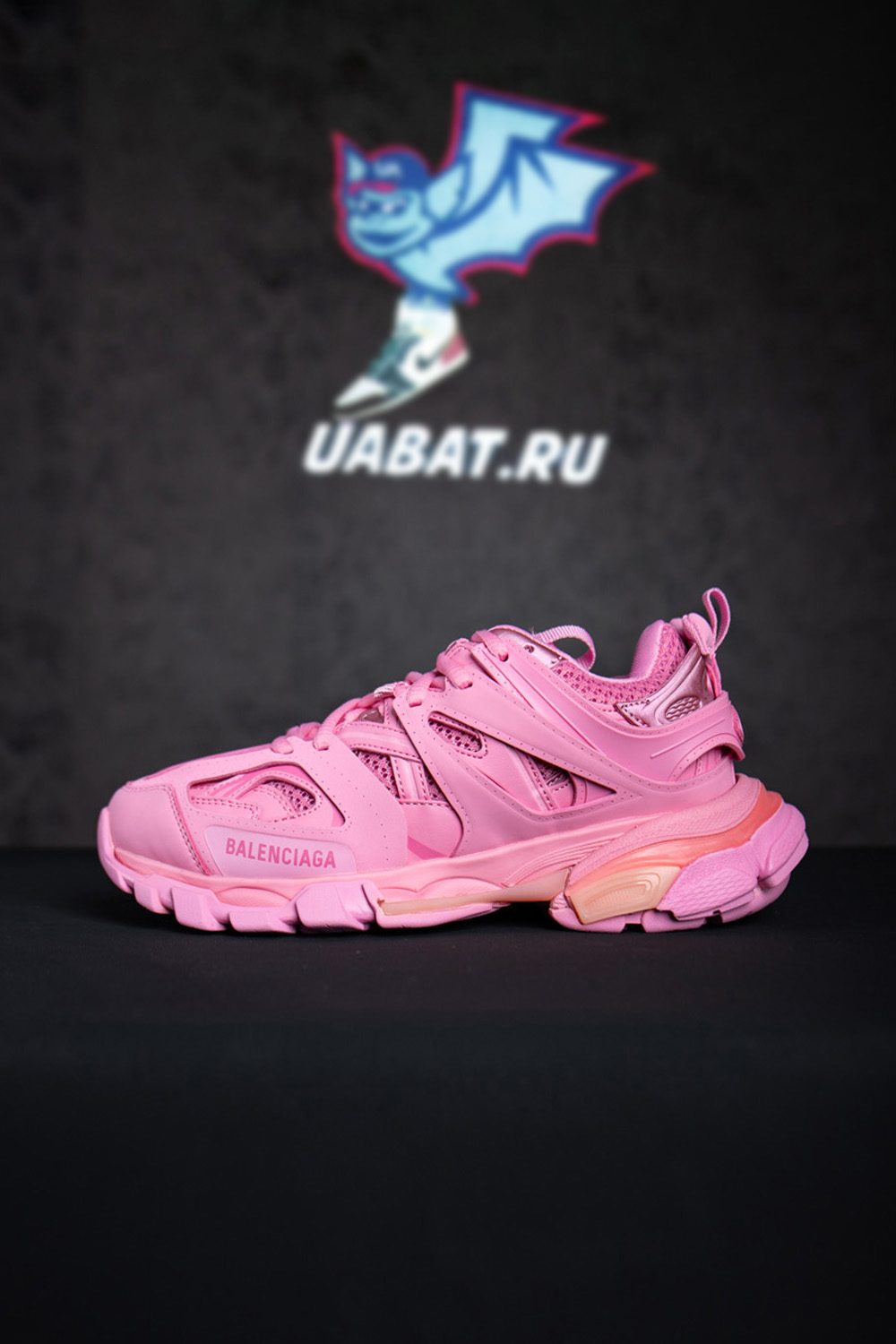 BALENCIAGA TRACK