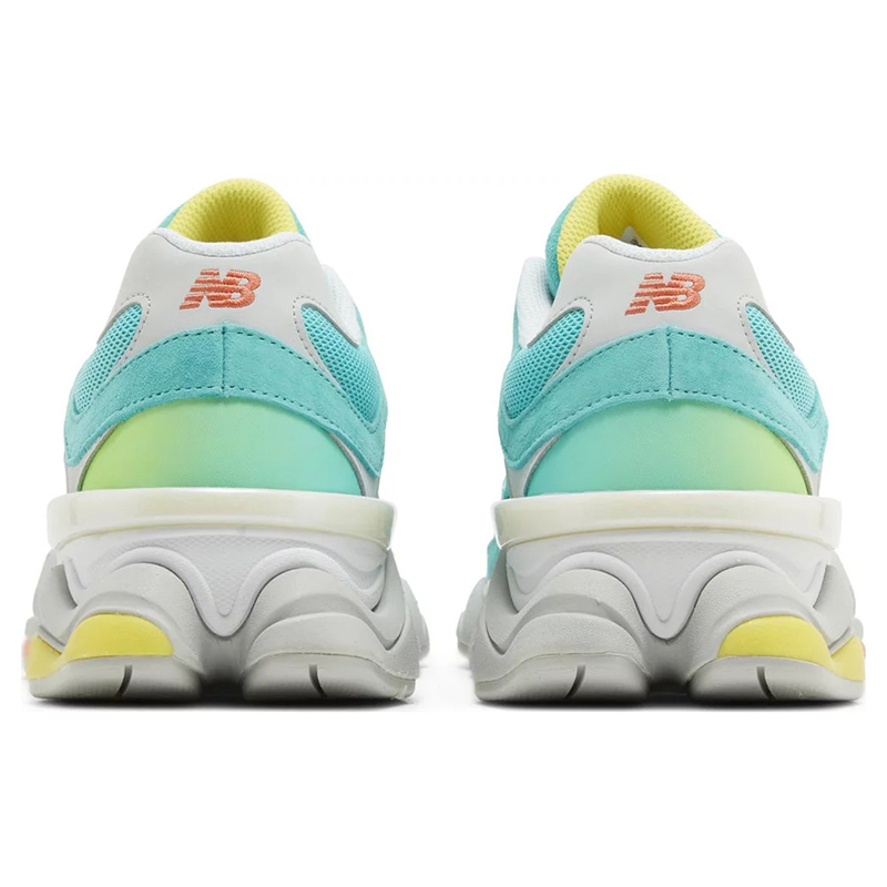 9060 ''Cyan Burst'' DTLR Exclusive