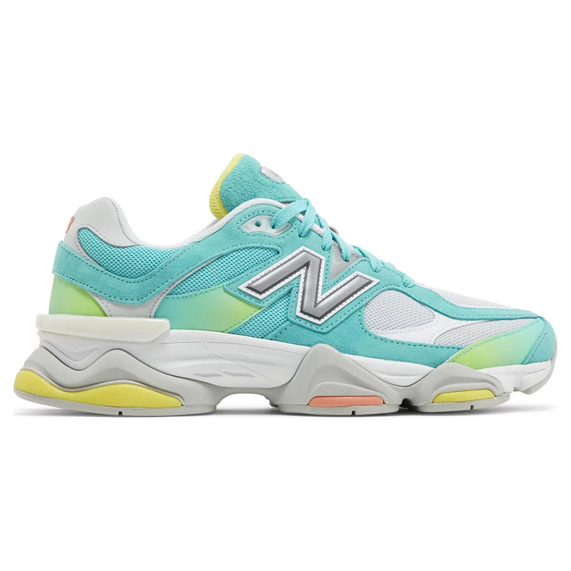 9060 'Cyan Burst' DTLR Exclusive