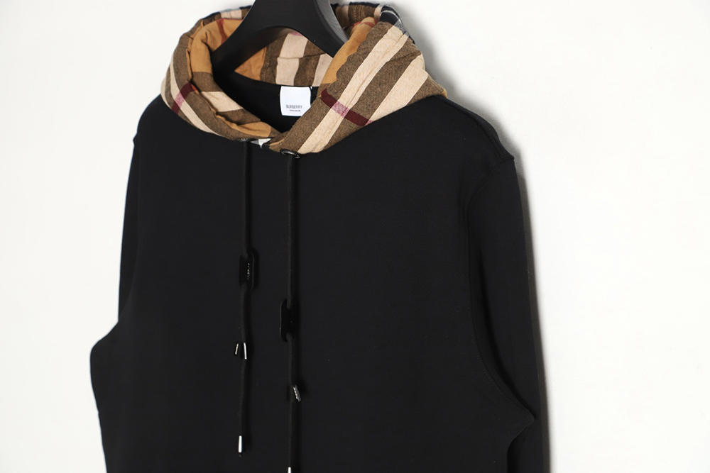 Burberry Checked Hooded Sweatshirt TSK2