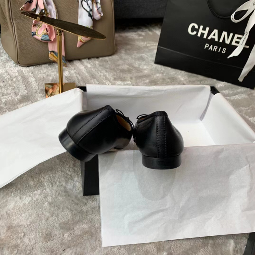 Chanel classic ballet shoes all black sheepskin
