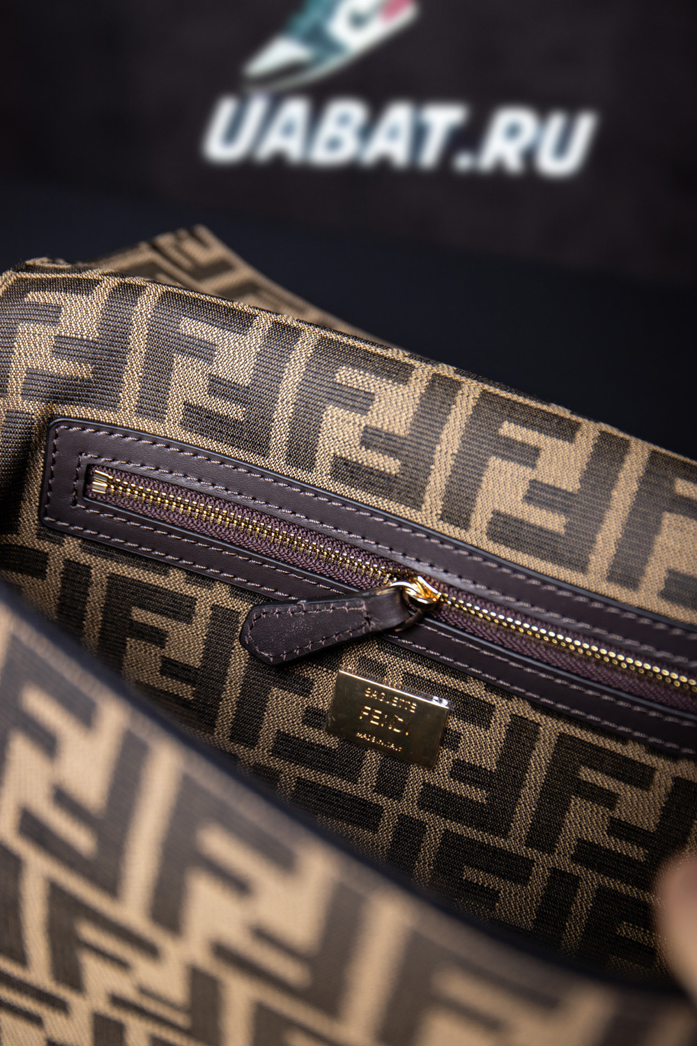 Fendi Bags 5F17U4 27*15*6cm