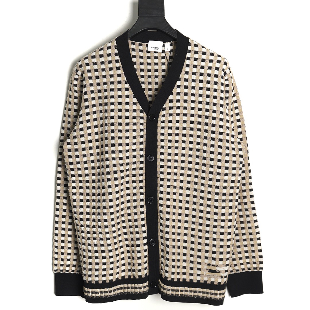 Burberry Black and white check V-neck knitted sweater cardigan