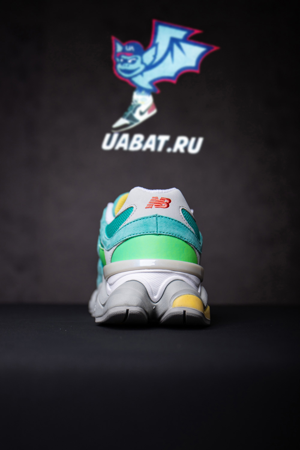 9060 'Cyan Burst' DTLR Exclusive