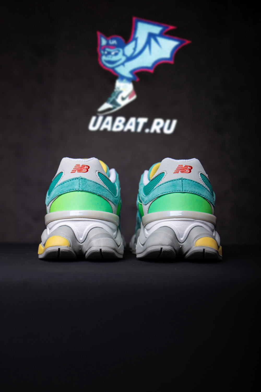 9060 'Cyan Burst' DTLR Exclusive