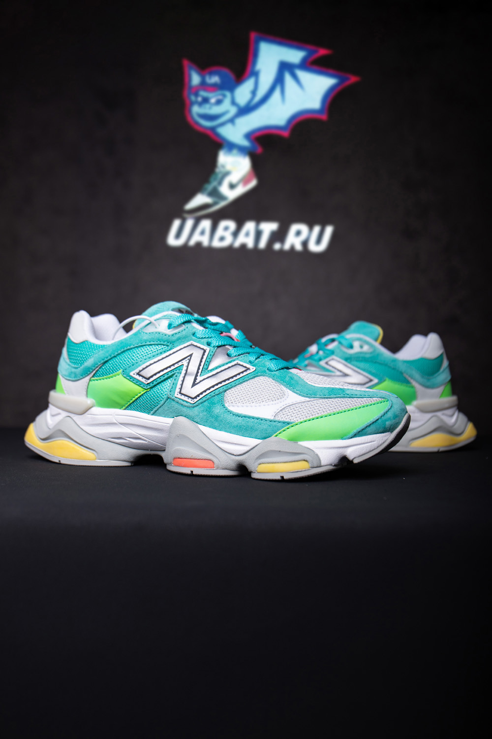 9060 'Cyan Burst' DTLR Exclusive
