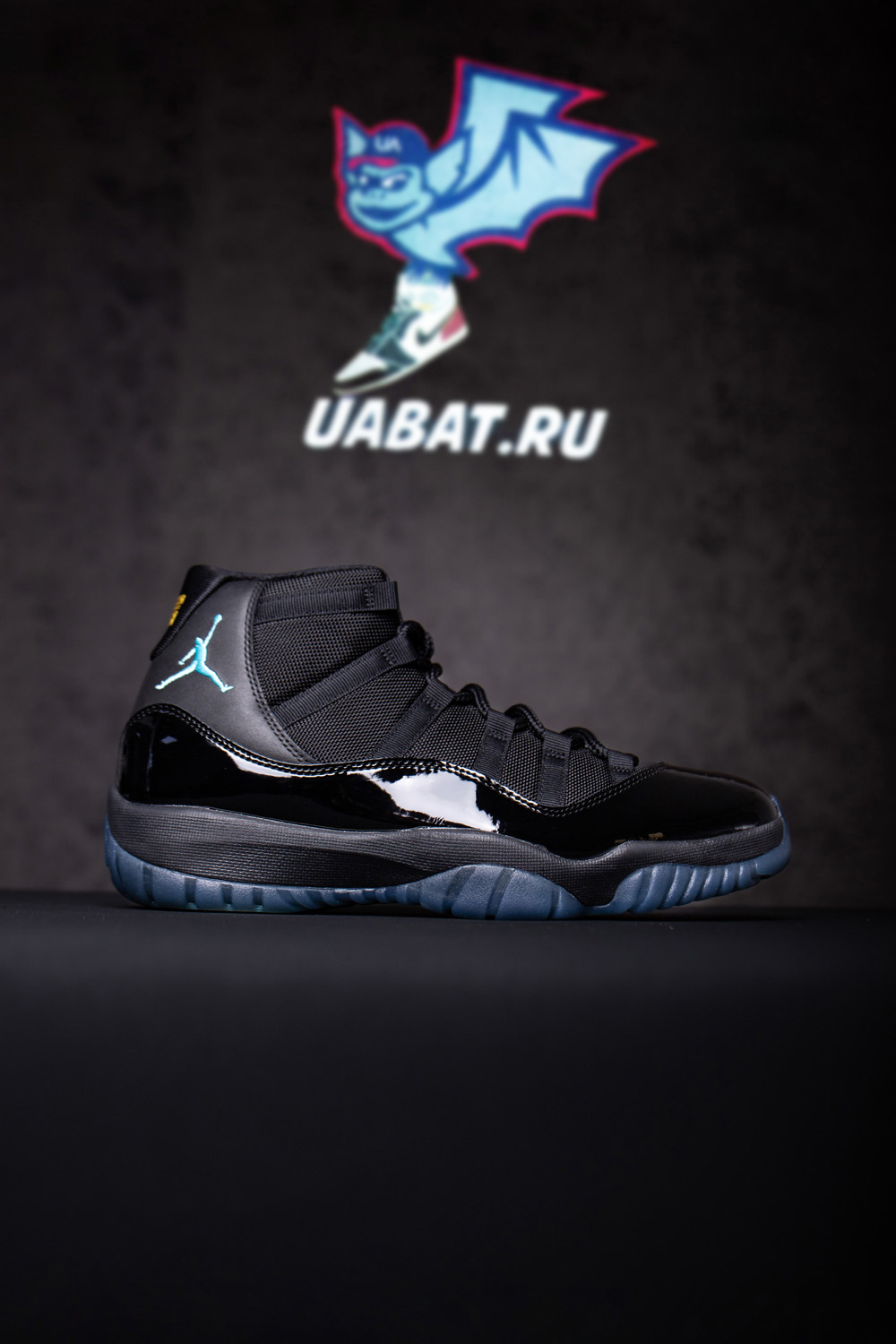 AIR JORDAN 11 RETRO "GAMMA BLUE"