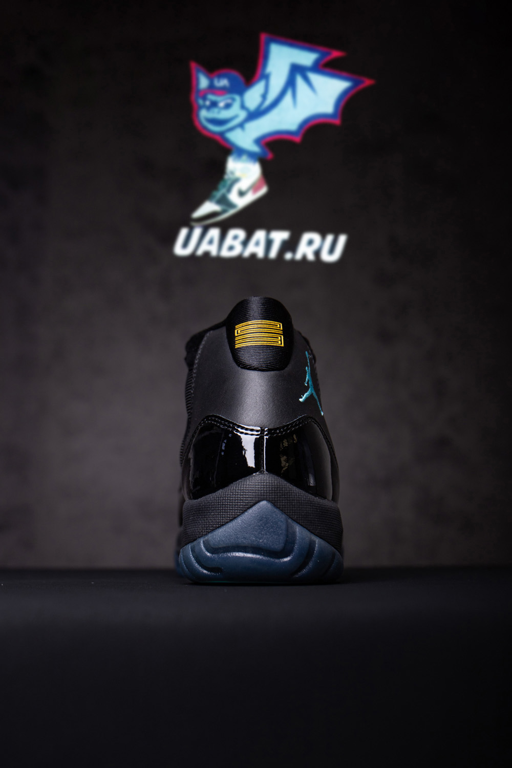 AIR JORDAN 11 RETRO "GAMMA BLUE"