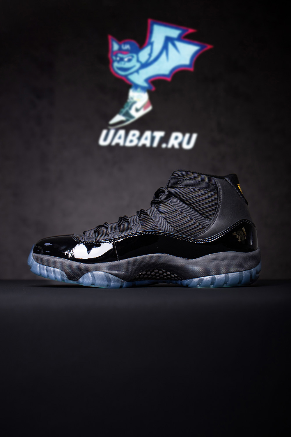 AIR JORDAN 11 RETRO 