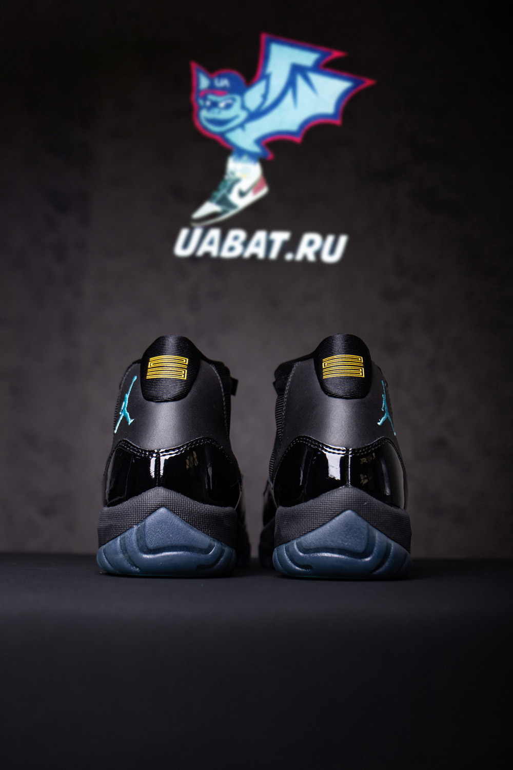 AIR JORDAN 11 RETRO "GAMMA BLUE"