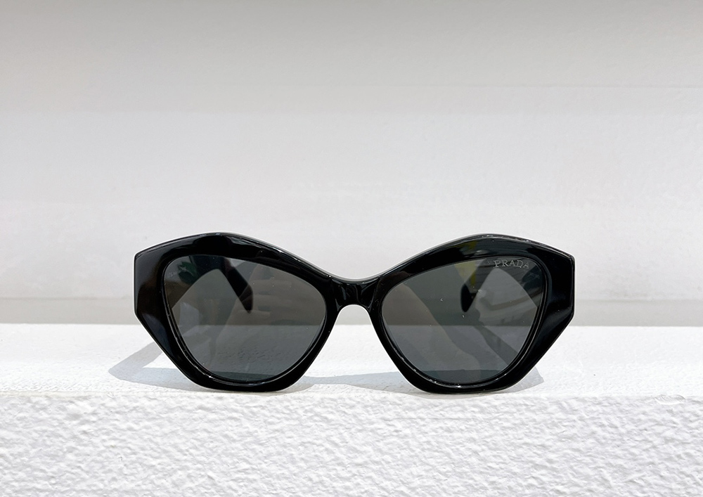 Prada eyeglasses SPR07YF