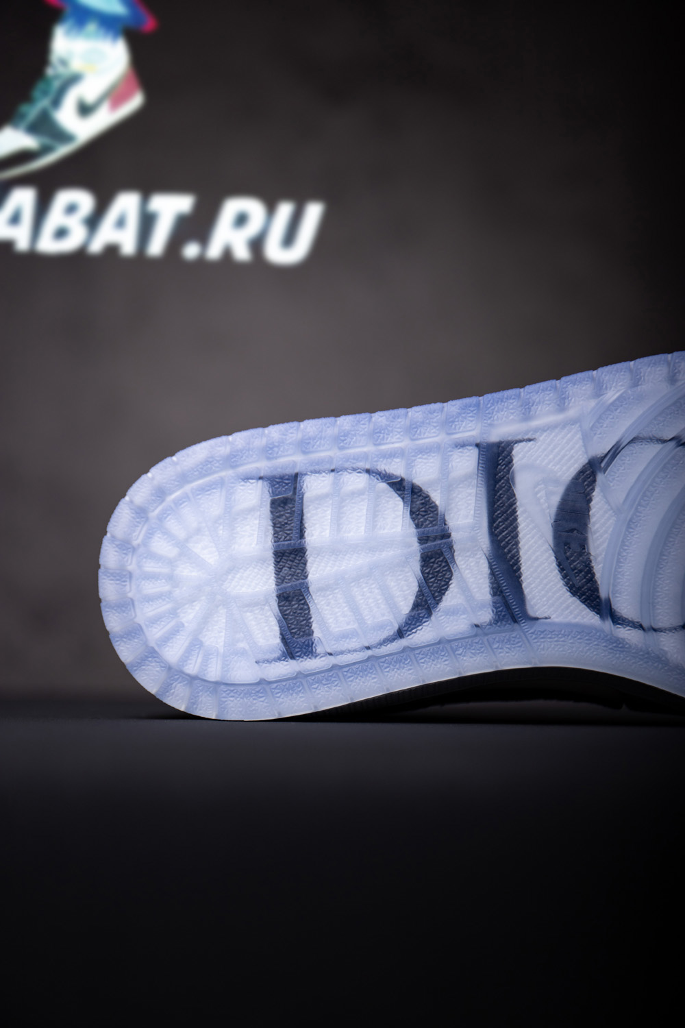DIOR X AIR JORDAN 1 HIGH