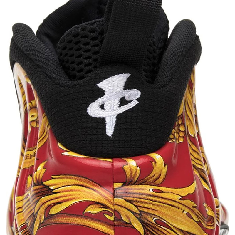 Supreme x Air Foamposite One SP 