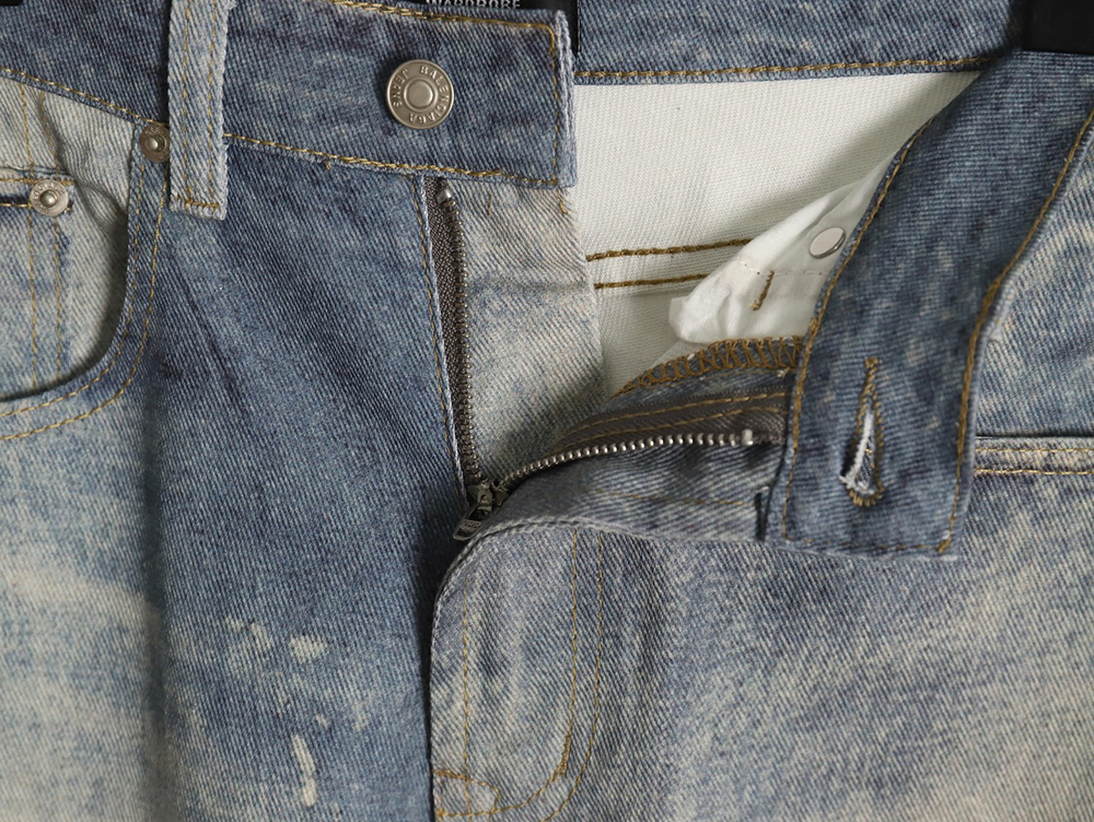 Balenciaga washed loose wide-leg jeans TSK1