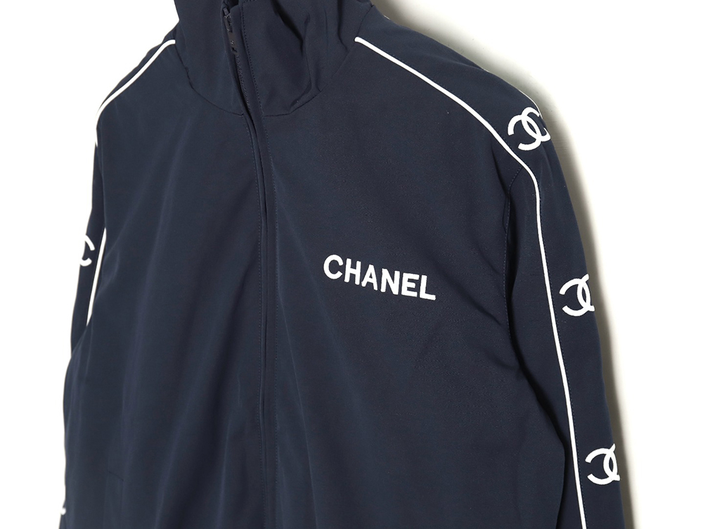 Chanel Embroidered Slogan Vintage Zipper Trench Coat