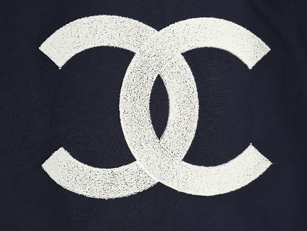 Chanel Embroidered Slogan Vintage Zipper Trench Coat