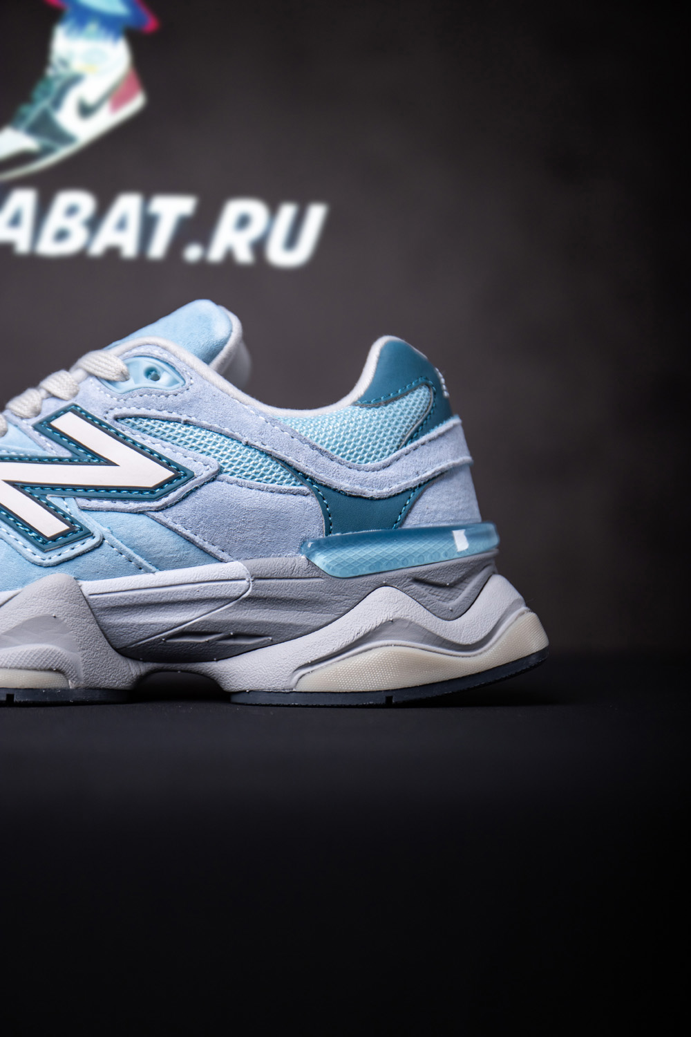 New Balance 9060 