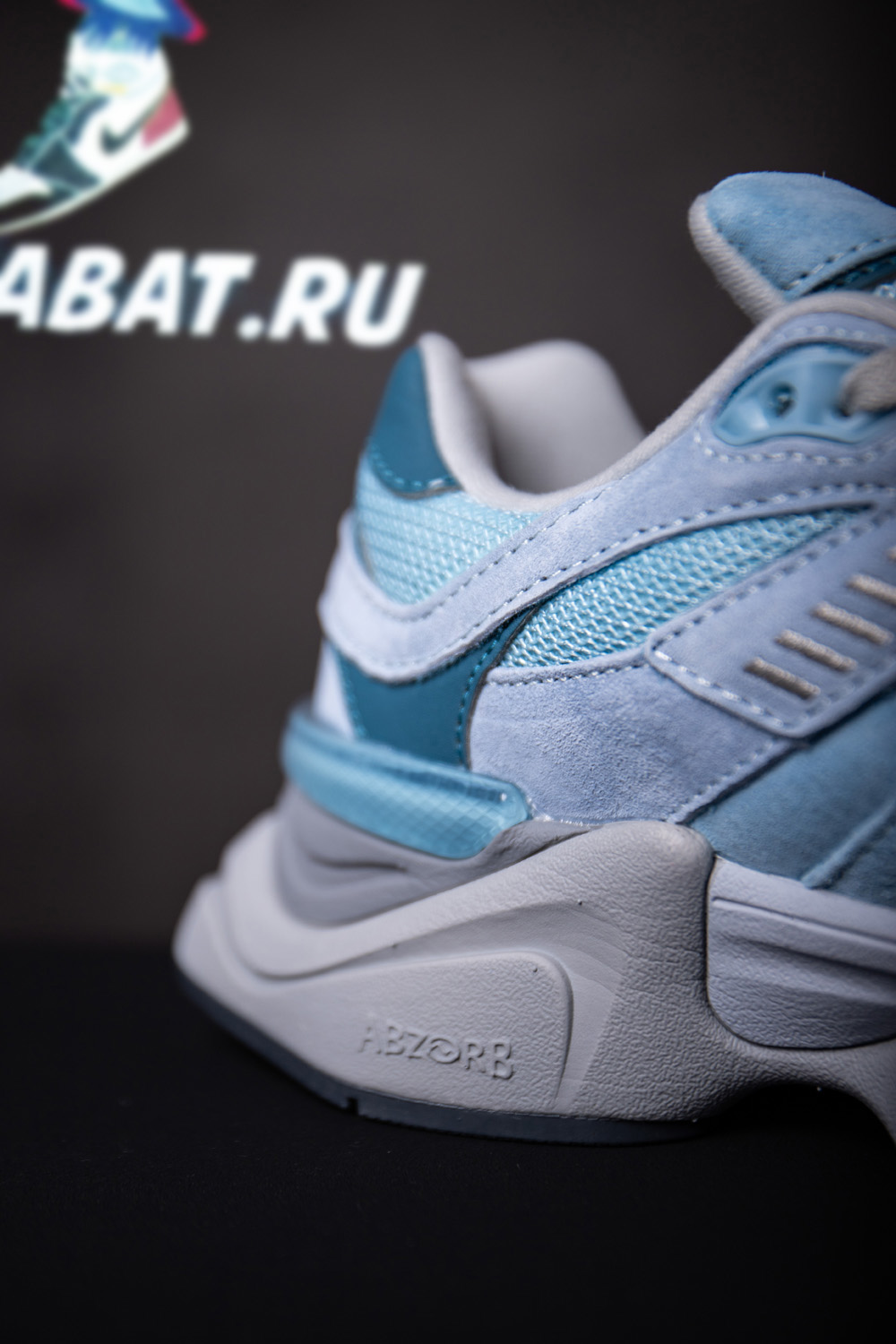 New Balance 9060 