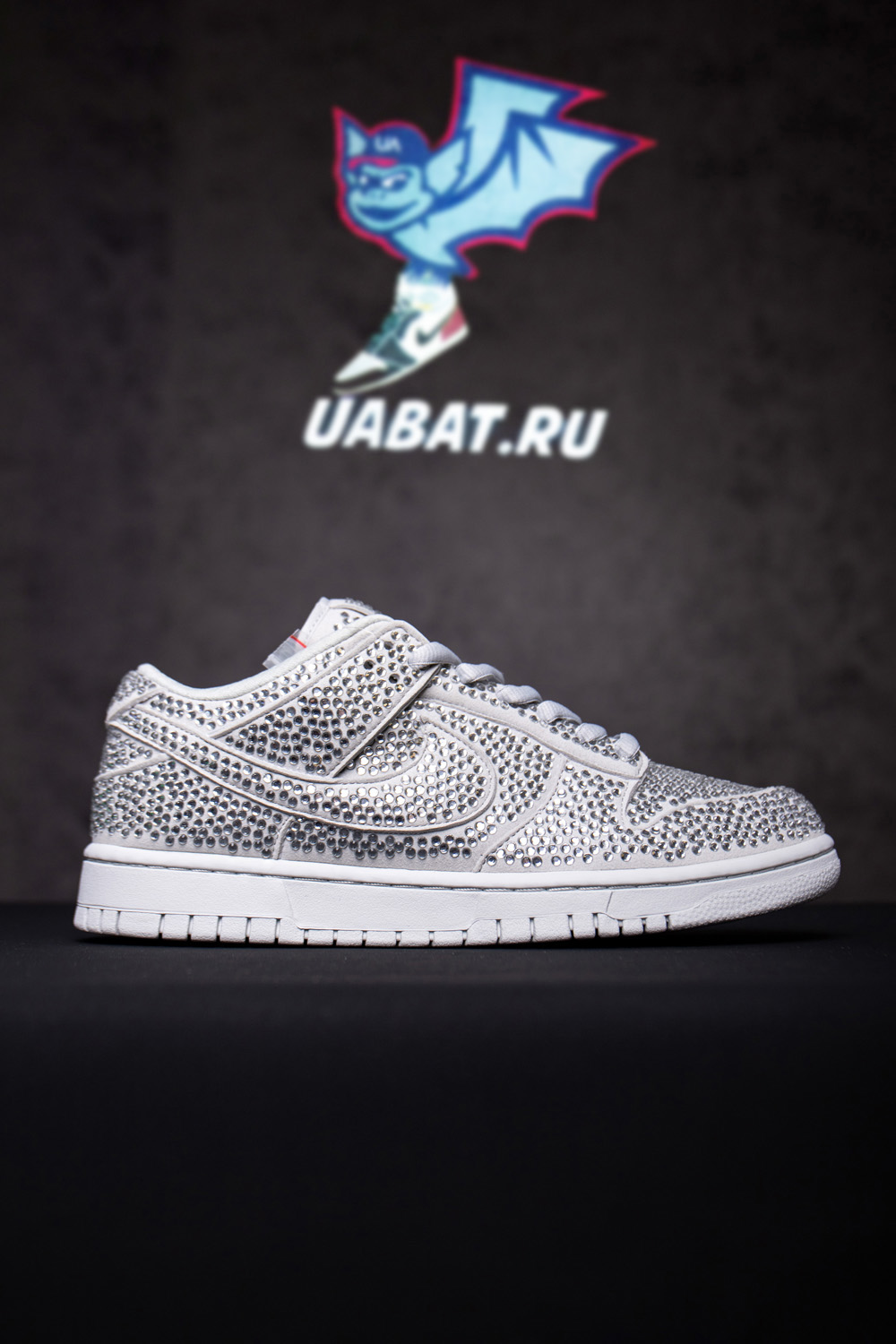 CACTUS PLANT FLEA MARKET X SWAROVSKI X DUNK LOW 'PURE PLATINUM'