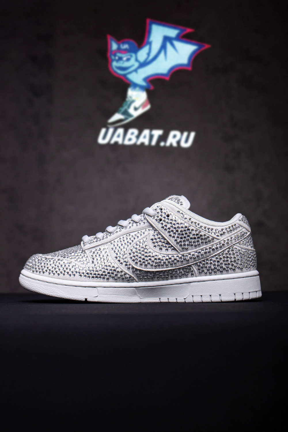 CACTUS PLANT FLEA MARKET X SWAROVSKI X DUNK LOW 'PURE PLATINUM'
