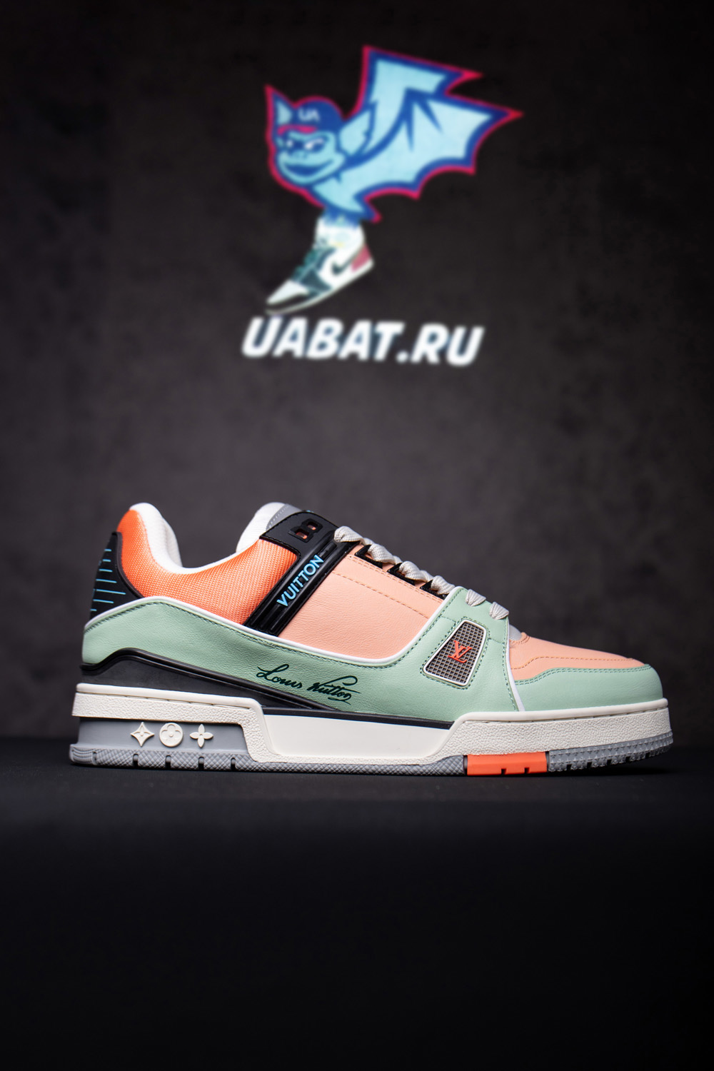 LV Trainer Sneaker