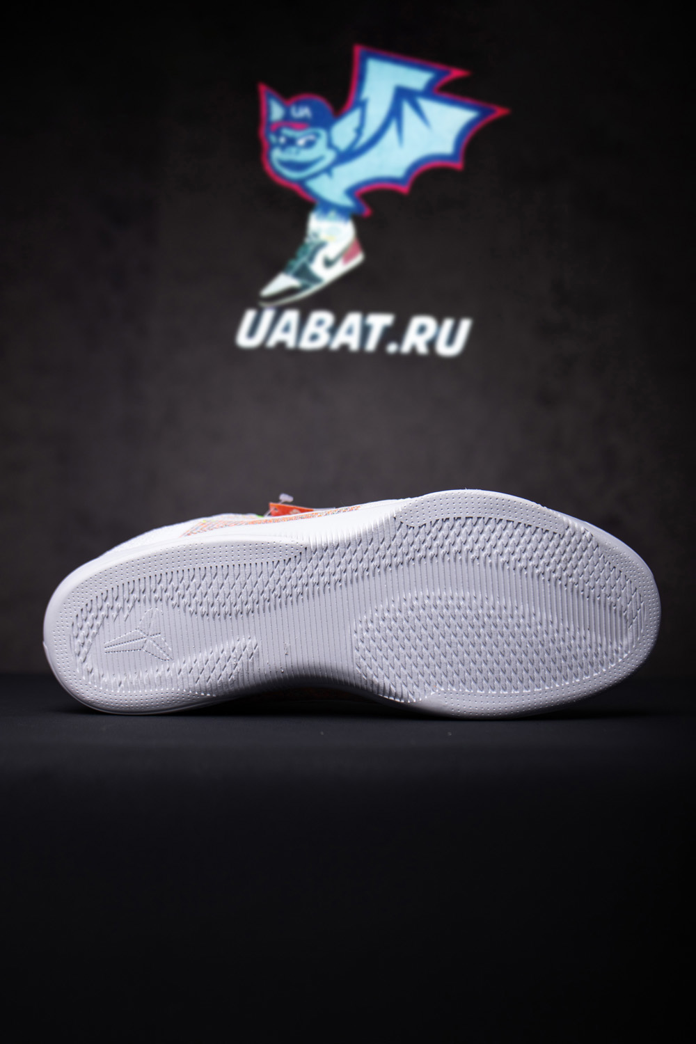 Kobe 11 Elite Low 4KB 'White Horse'
