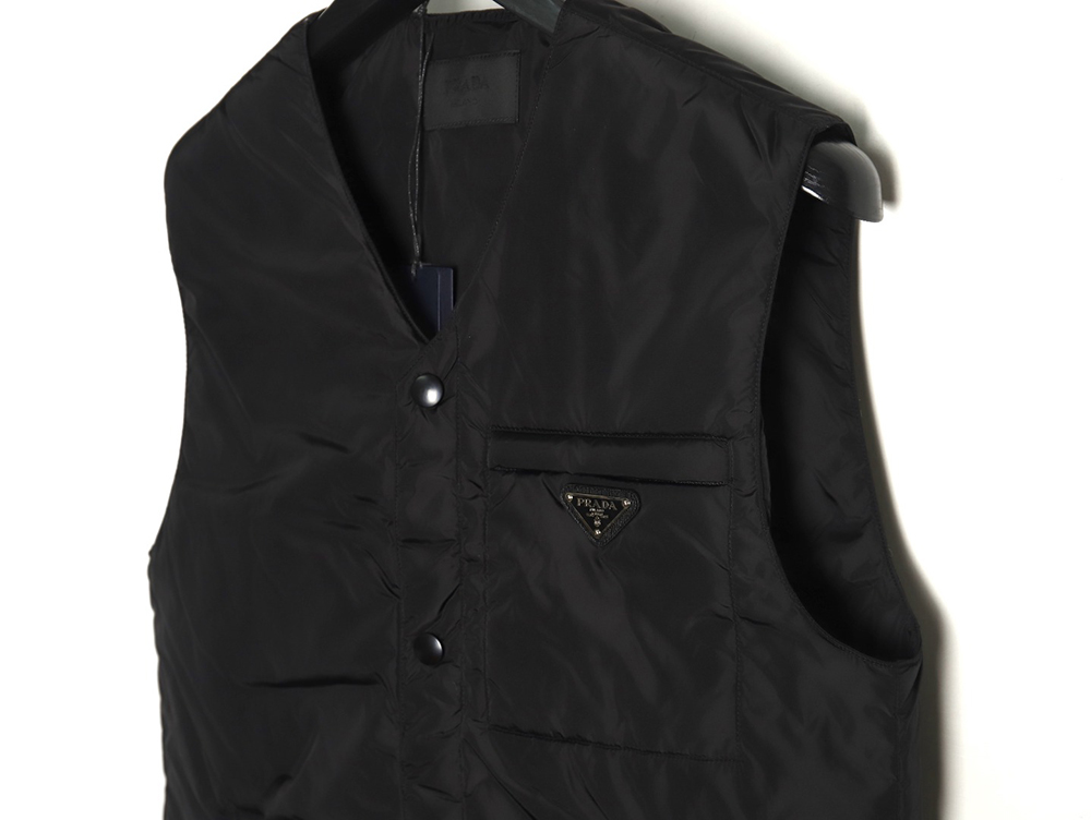 Prada Recycled Nylon Lightweight Padded Vest TSK1