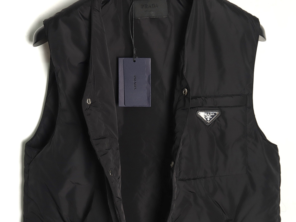 Prada Recycled Nylon Lightweight Padded Vest TSK1