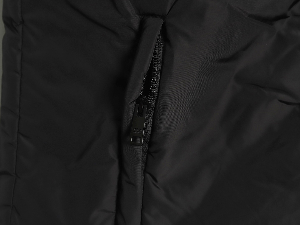 Prada Recycled Nylon Lightweight Padded Vest TSK1