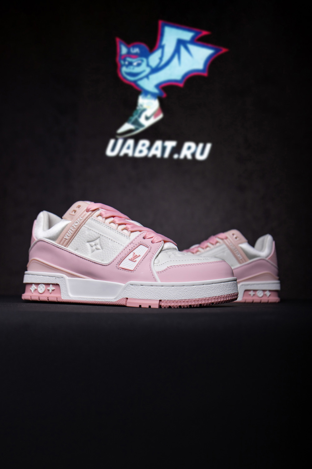 Louis Vuitton Trainer Pink Rose