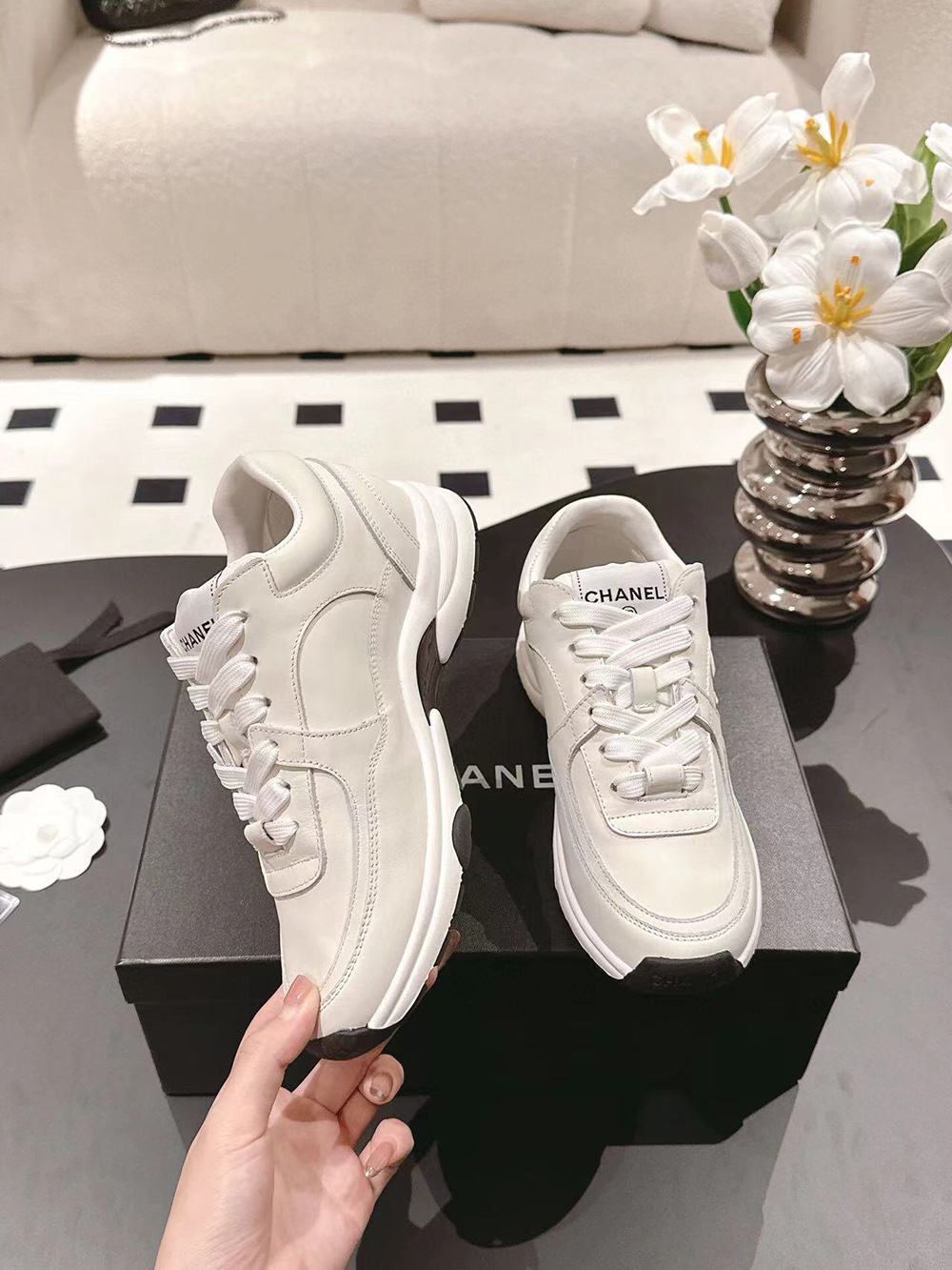 Chanel CC Low-Top Sneakers White
