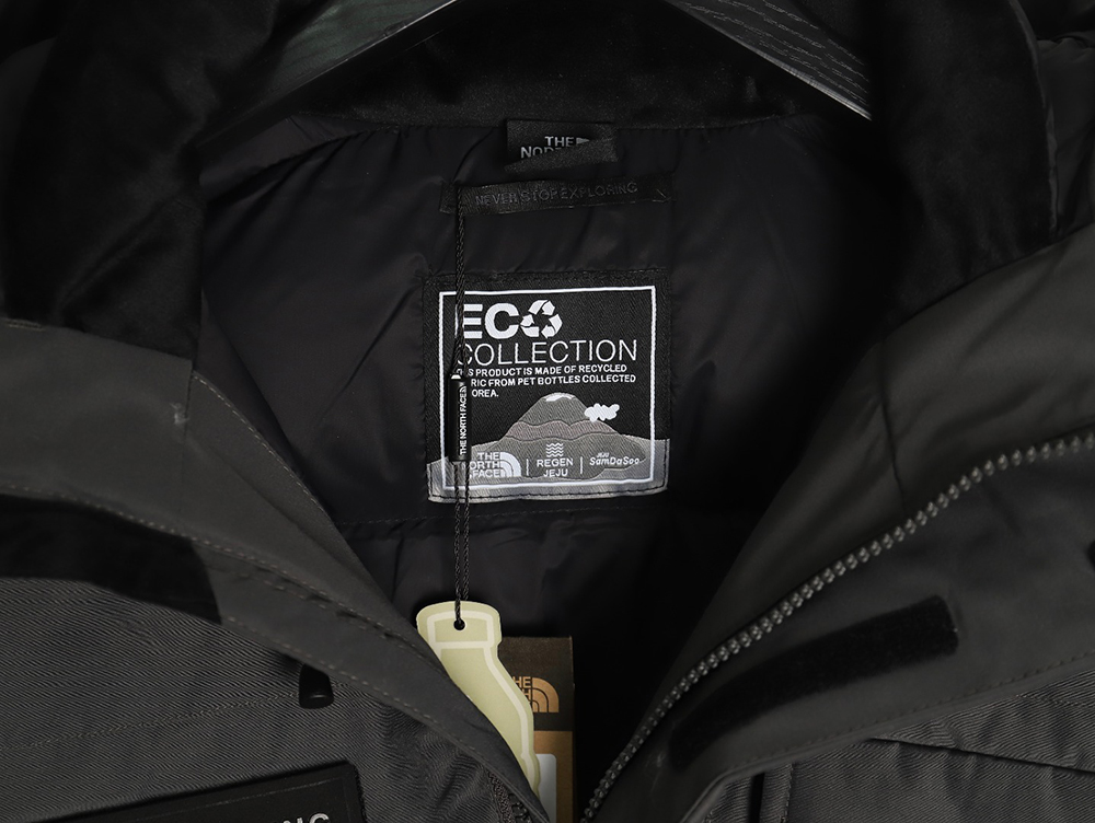 The North Face Multi-Pocket Down Jacket TSK1