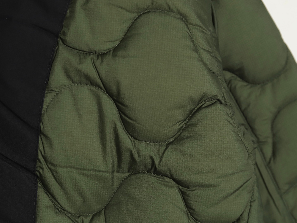 The North Face colorblock print zip-up hooded down jacket