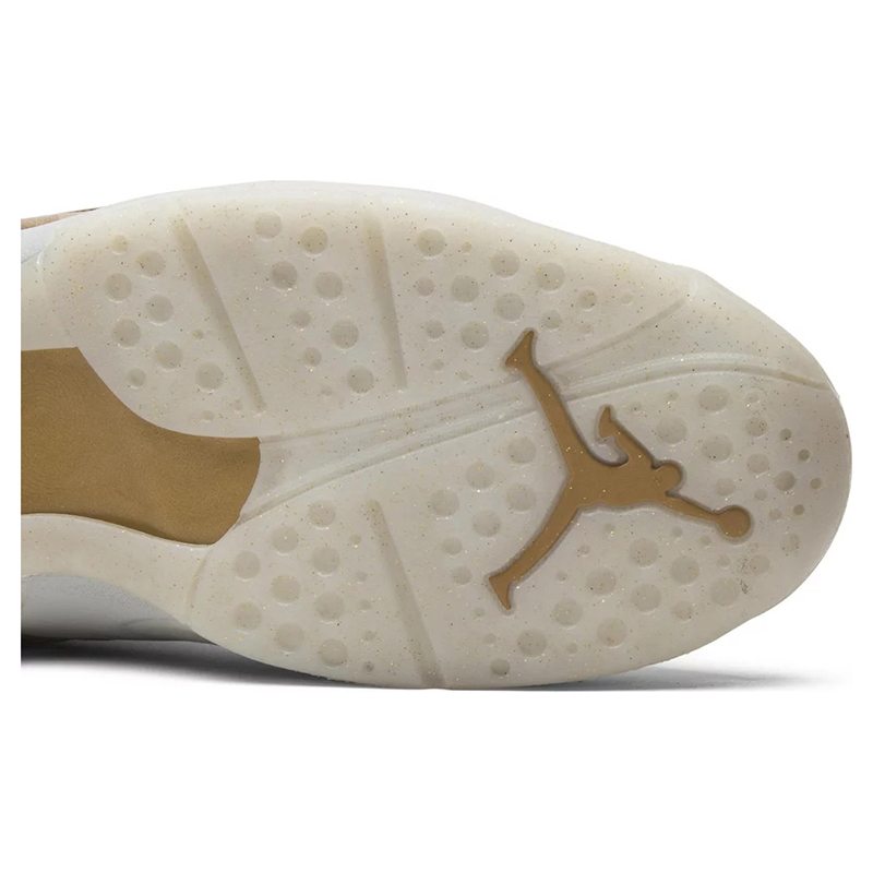 Air Jordan 8 Retro C&C 'Trophy'