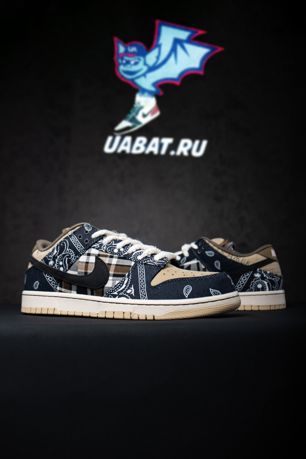 Travis Scott x SB Dunk Low PRM QS