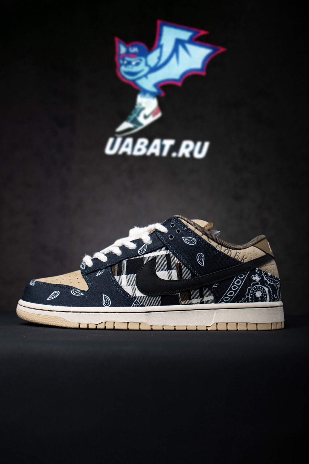 Travis Scott x SB Dunk Low PRM QS