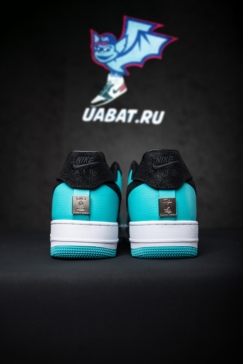 NIKE AIR FORCE 1 LOW TIFFANY & CO. 1837