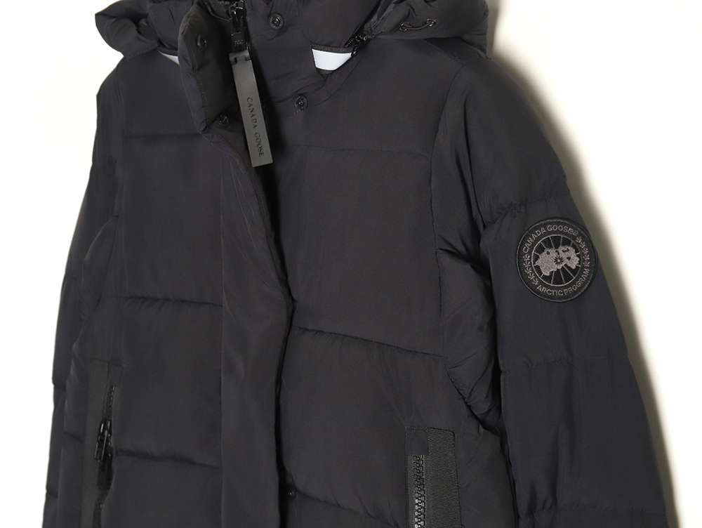 Canada goose black label long down jacket TSK1