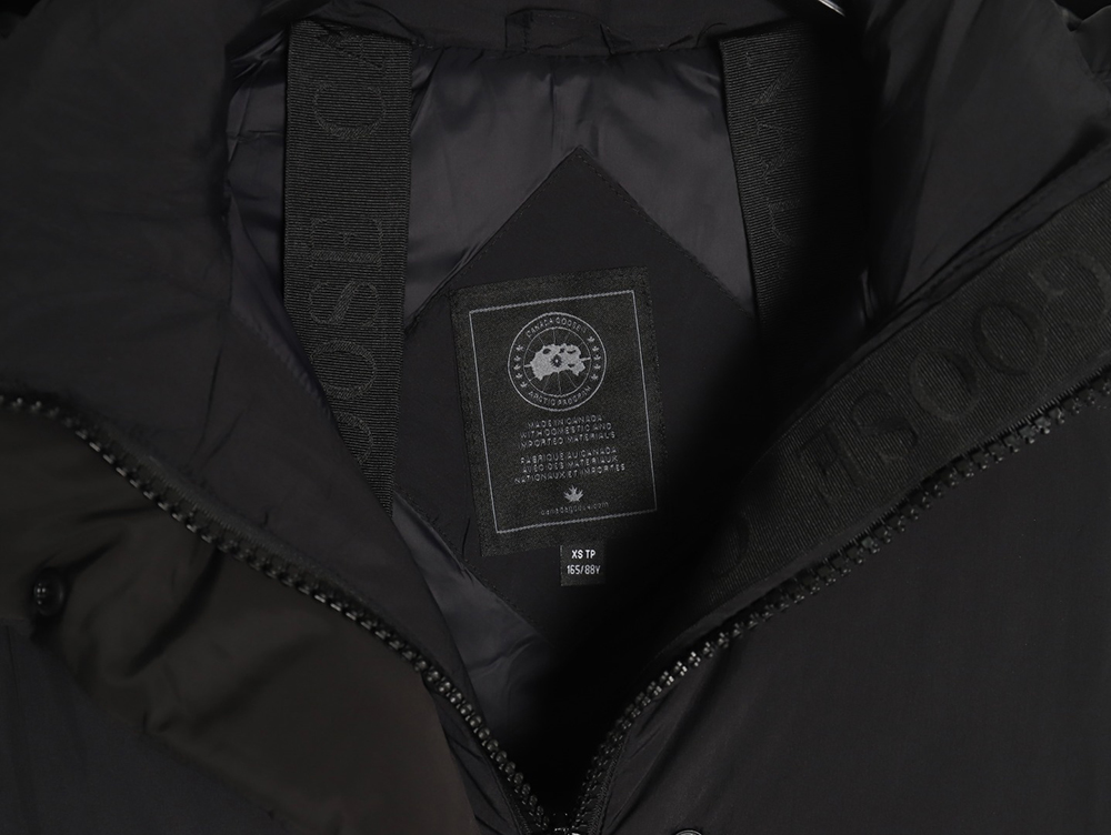 Canada goose black label long down jacket TSK1