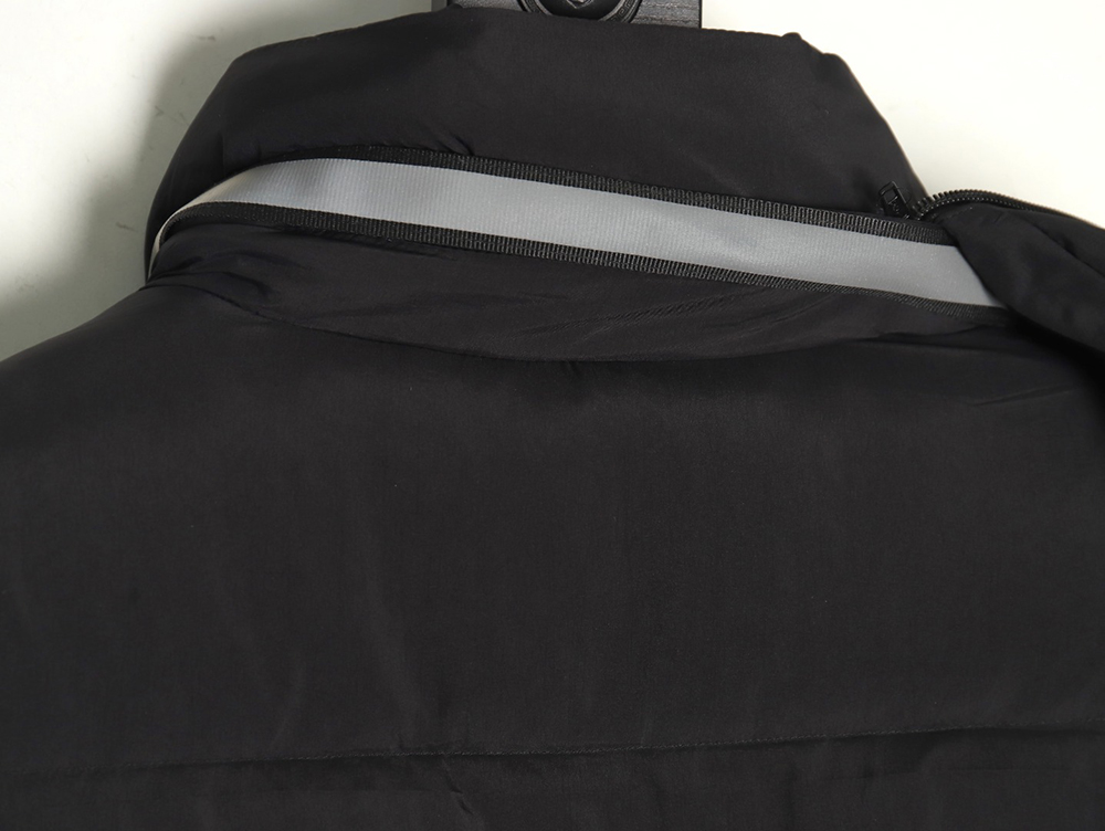 Canada goose black label long down jacket TSK1