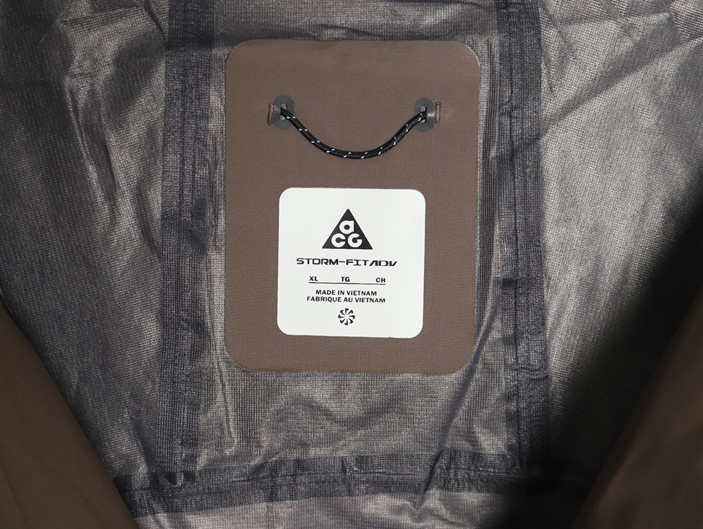 ACG Gore-Tex Hooded Jacket TSK1