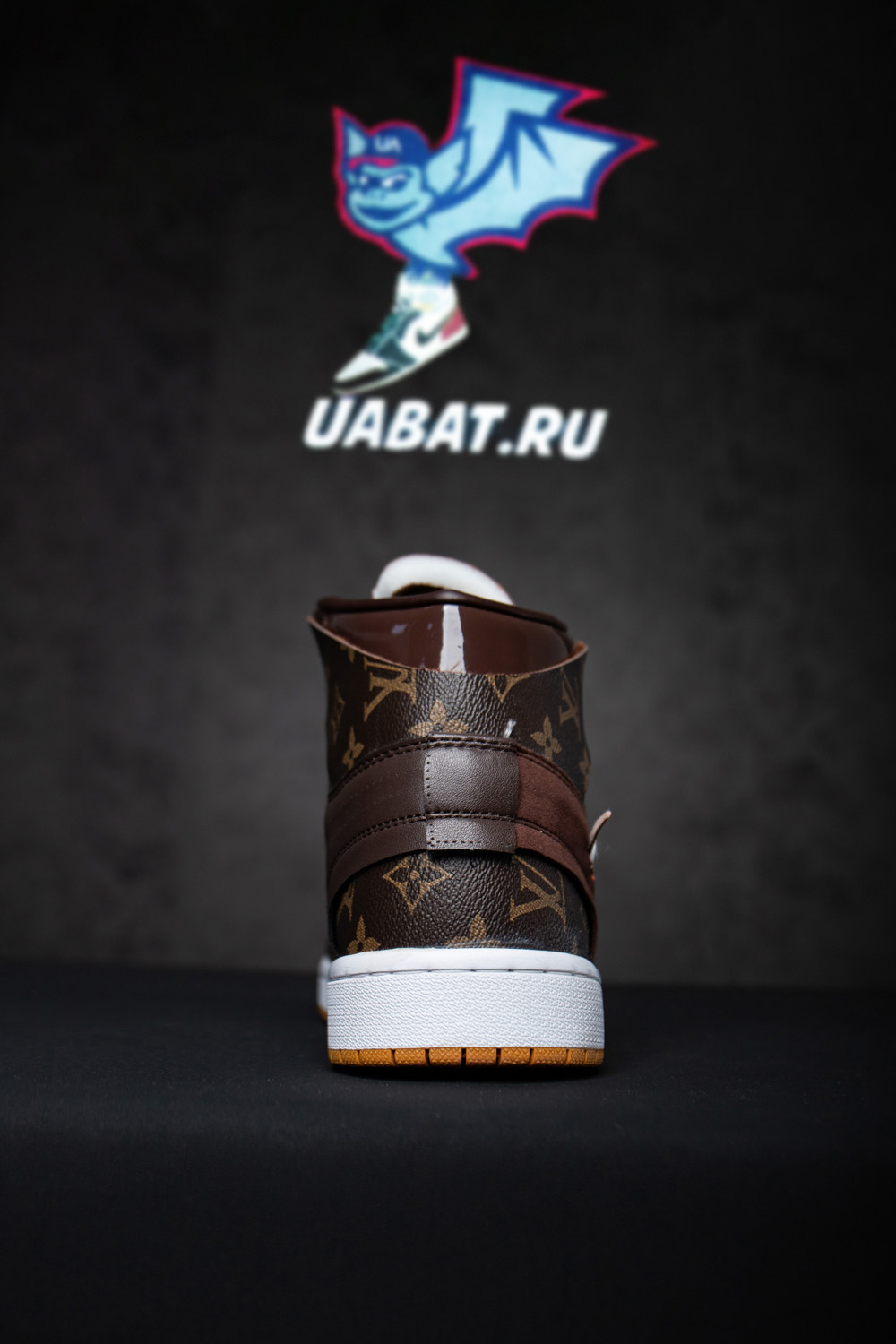 Louis Vuitton x OFF WHITE x Air Jordan 1