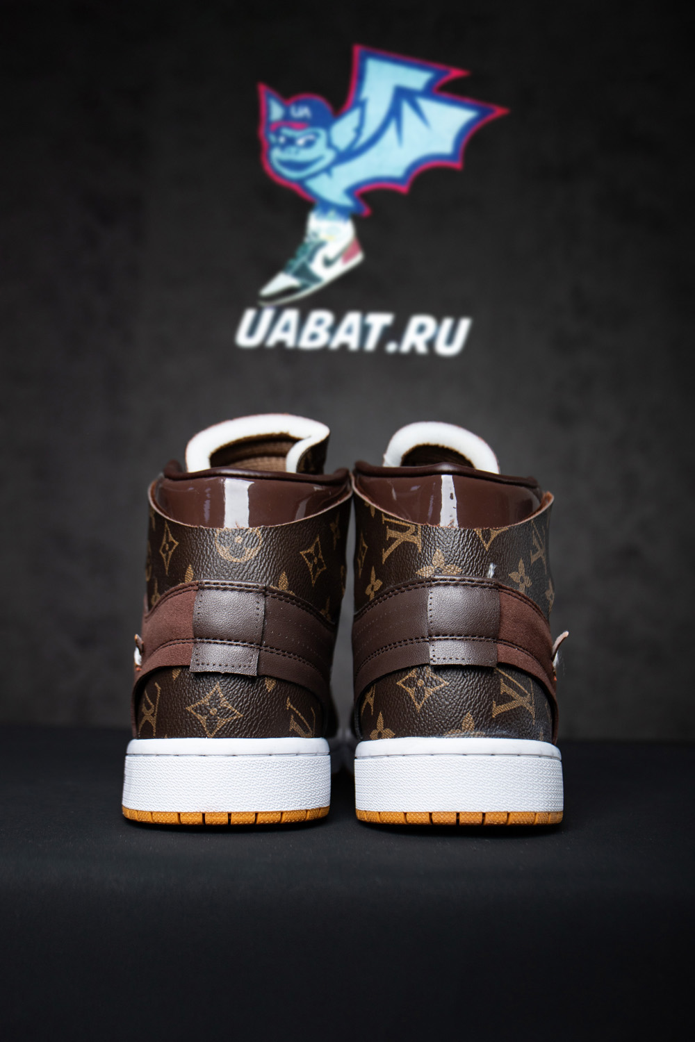 Louis Vuitton x OFF WHITE x Air Jordan 1
