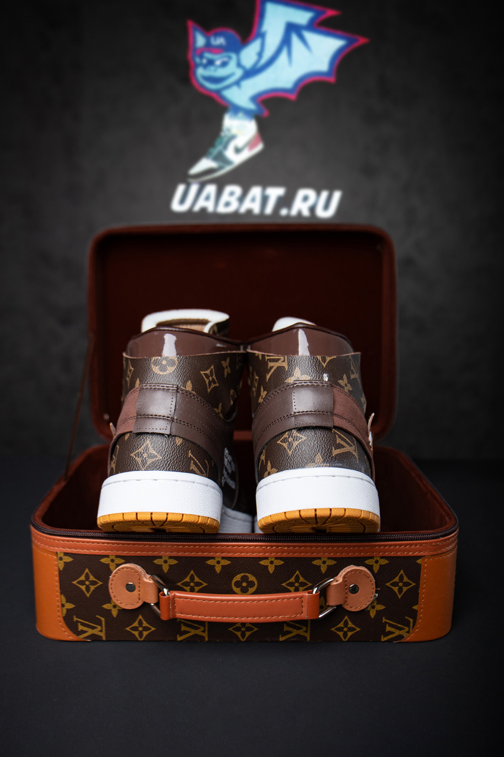 Louis Vuitton x OFF WHITE x Air Jordan 1