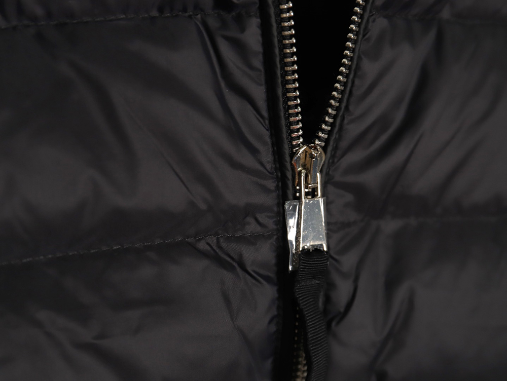 Moncler patchwork knitted stand collar lightweight down jacket TSK1