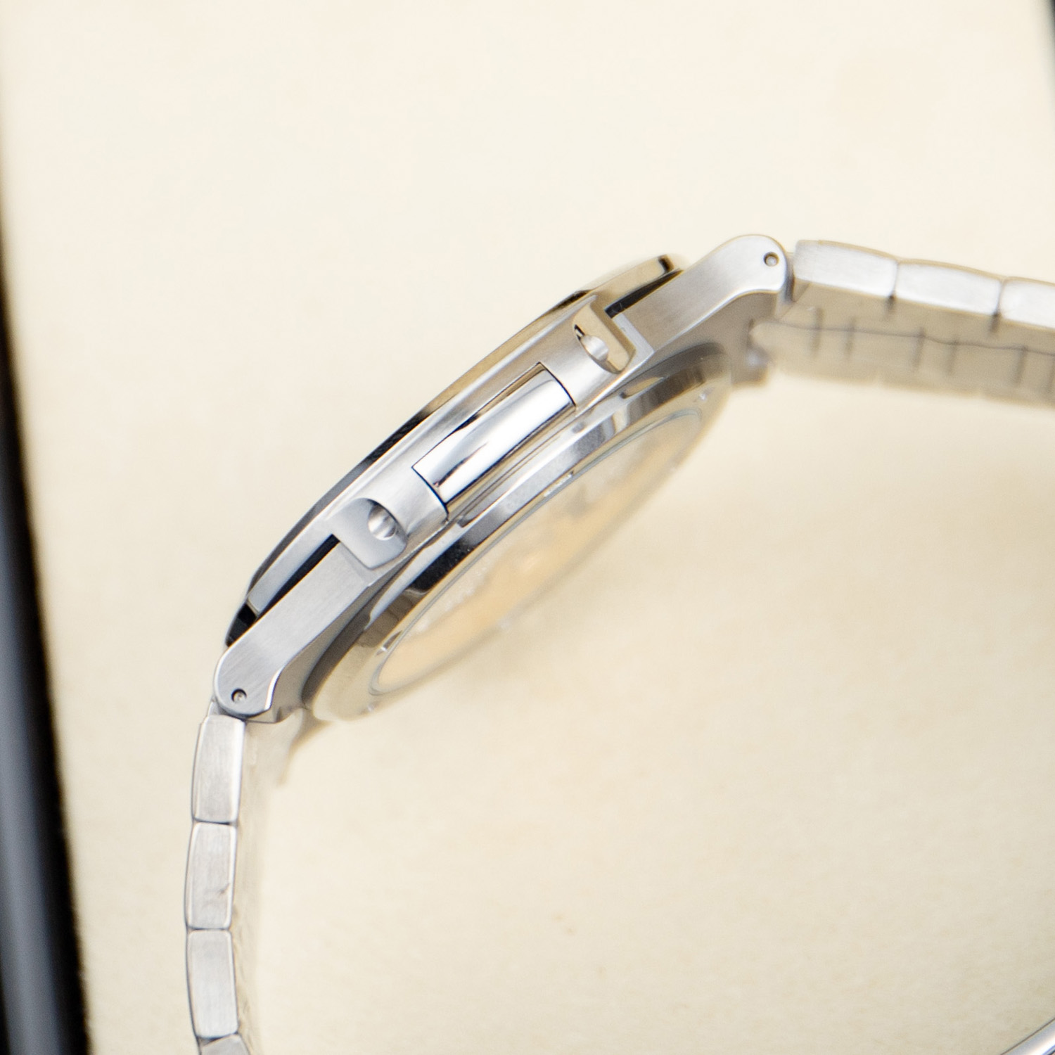 Patek Philippe - Nautilus Jumbo 5711 SS/SS White/Stk 3KF V2 Asia 324