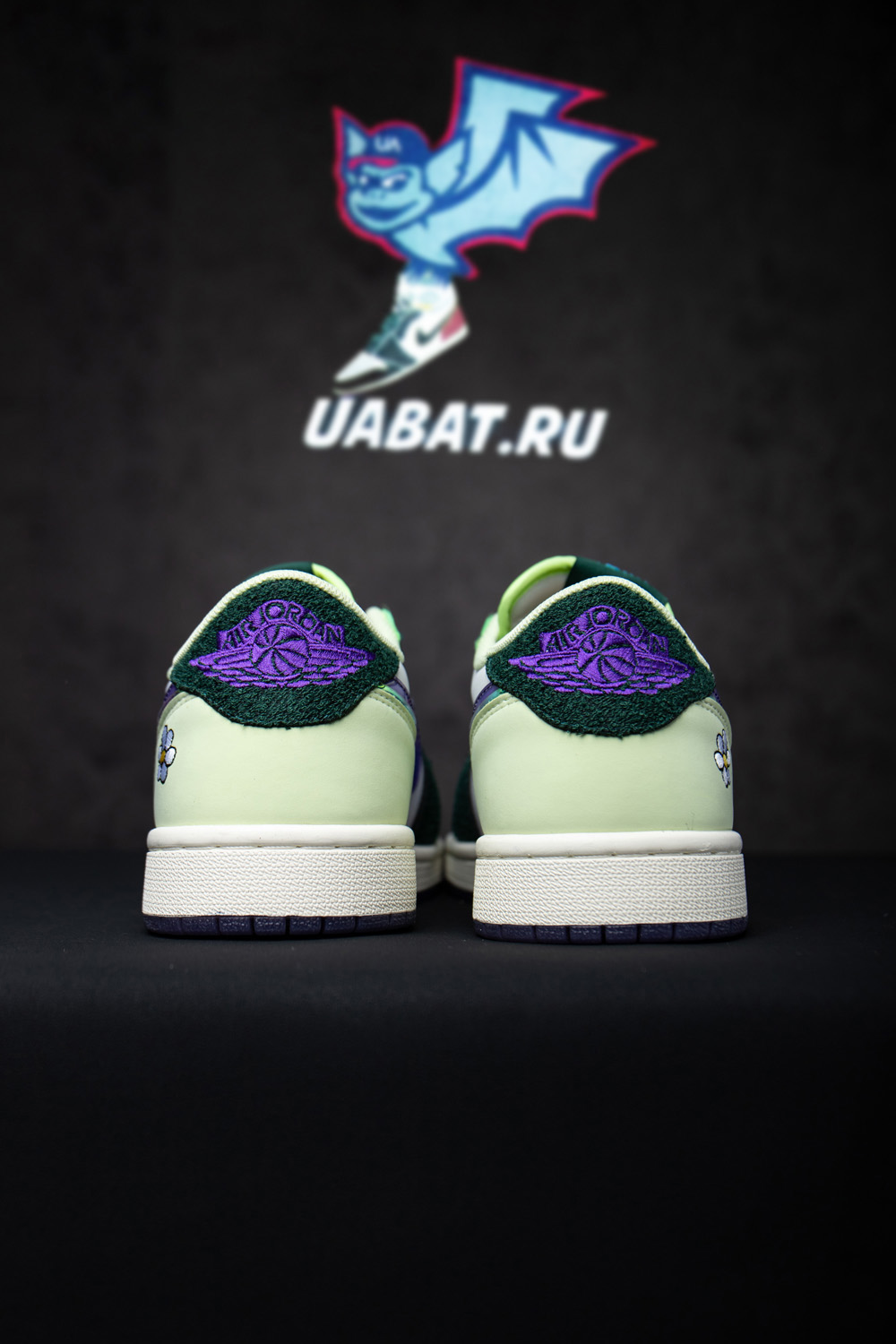 Air Jordan 1 Retro Low OG 'Doernbecher 2023'