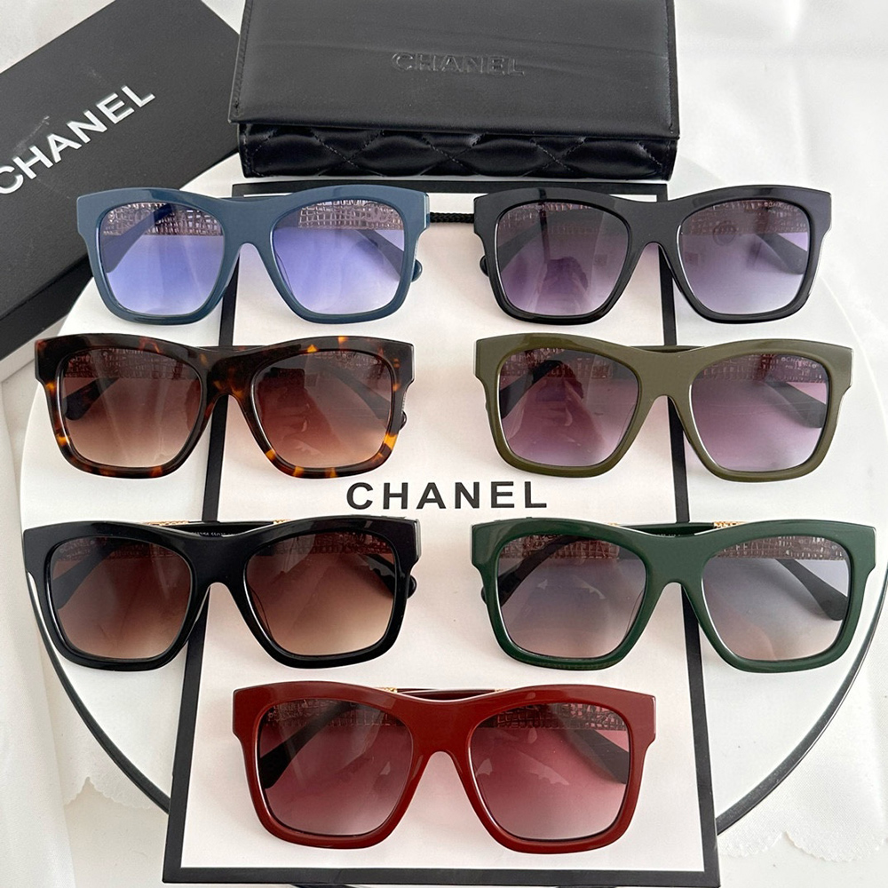 Chanel eyeglasses CH5533